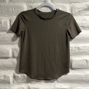 lululemon athletica Olive Short Sleeve Tee